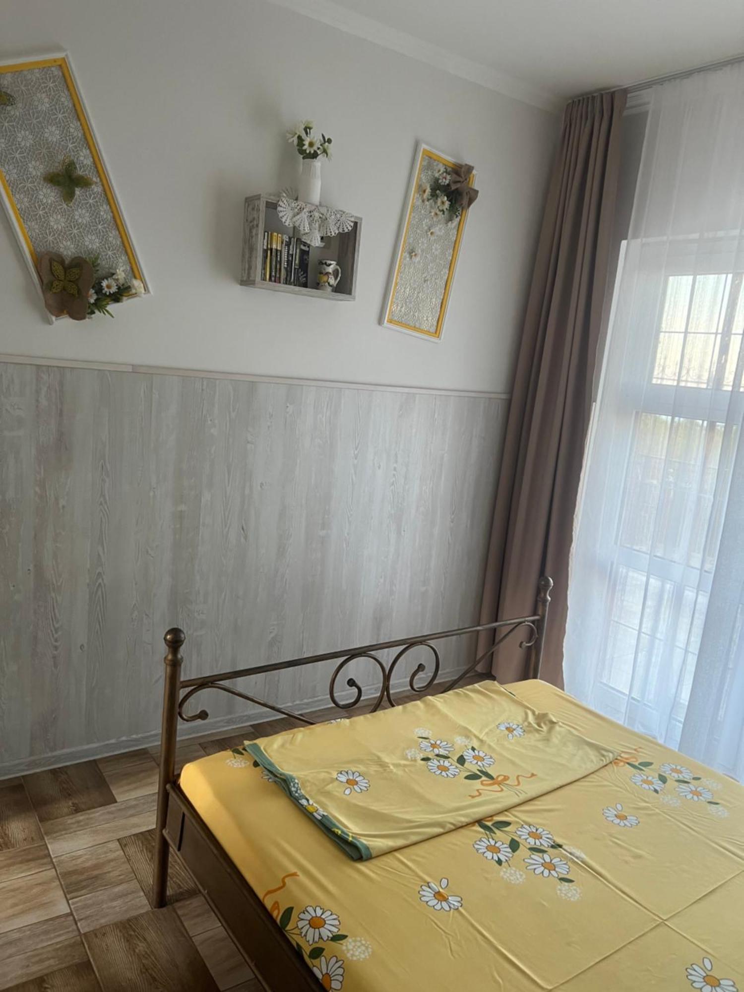 Flower Breeze Chebanka Bagian luar foto